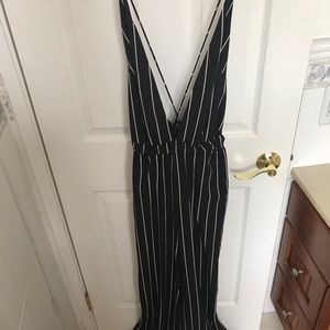 Black & white striped Long jumpsuit! Backless!💜💜